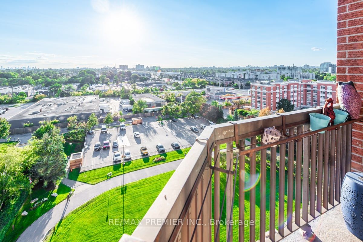 Sterling Club II Condos, Scarborough, Toronto