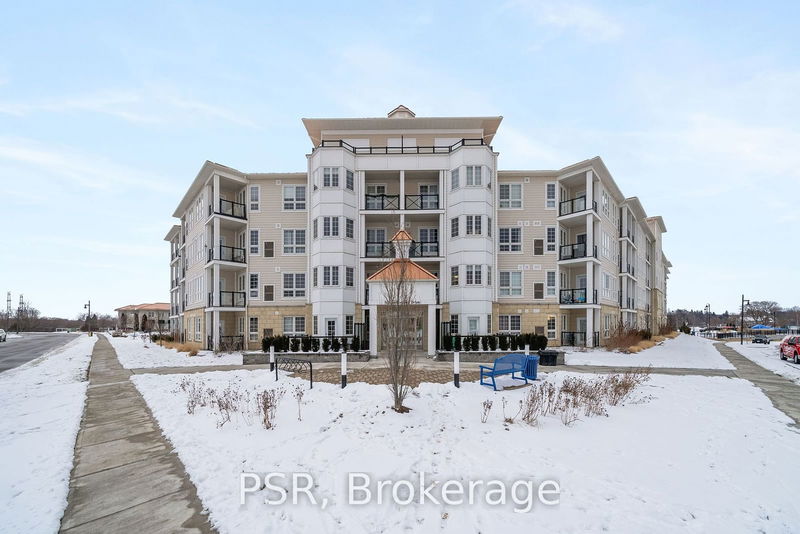 50 Lakebreeze Dr S, unit 118 for sale