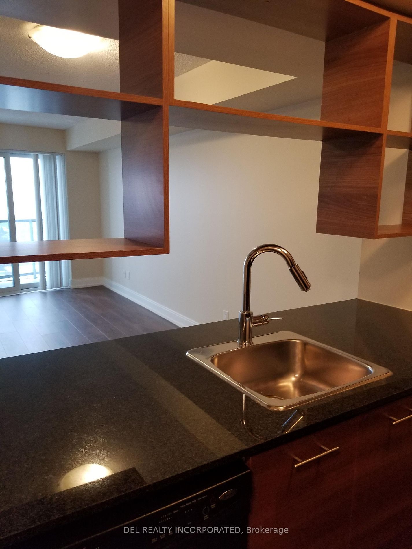 135 Village Green Sq, unit 2625 for rent