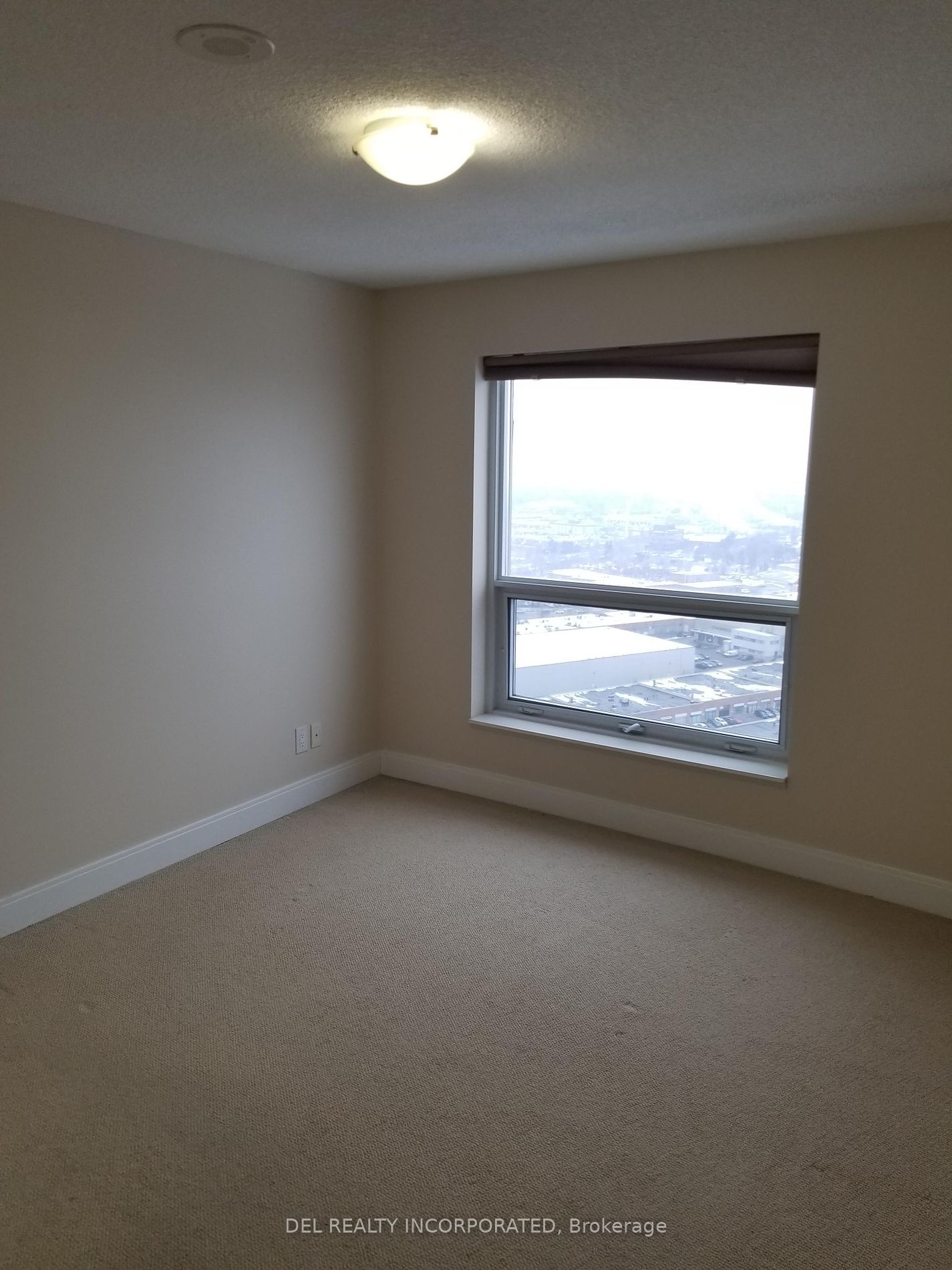 135 Village Green Sq, unit 2625 for rent