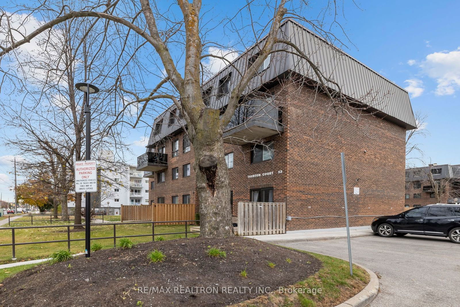 53 Taunton Rd E, unit 70 for sale