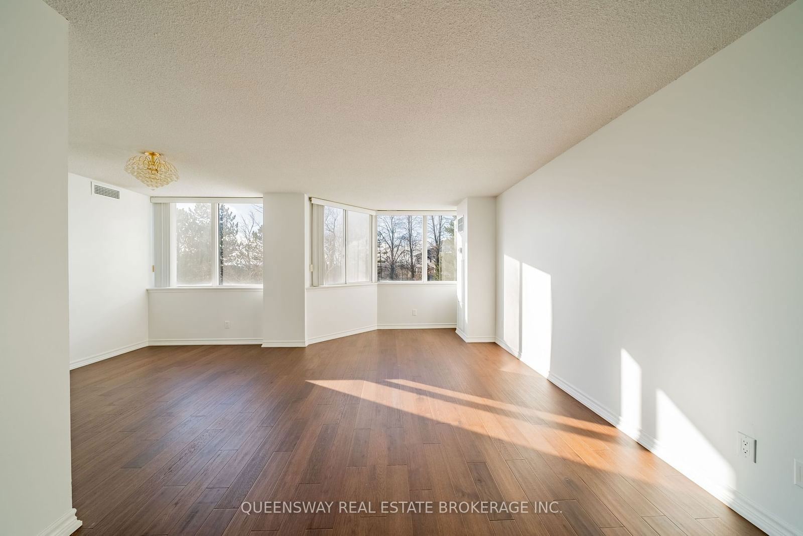 11753 Sheppard Ave E, unit 224 for sale