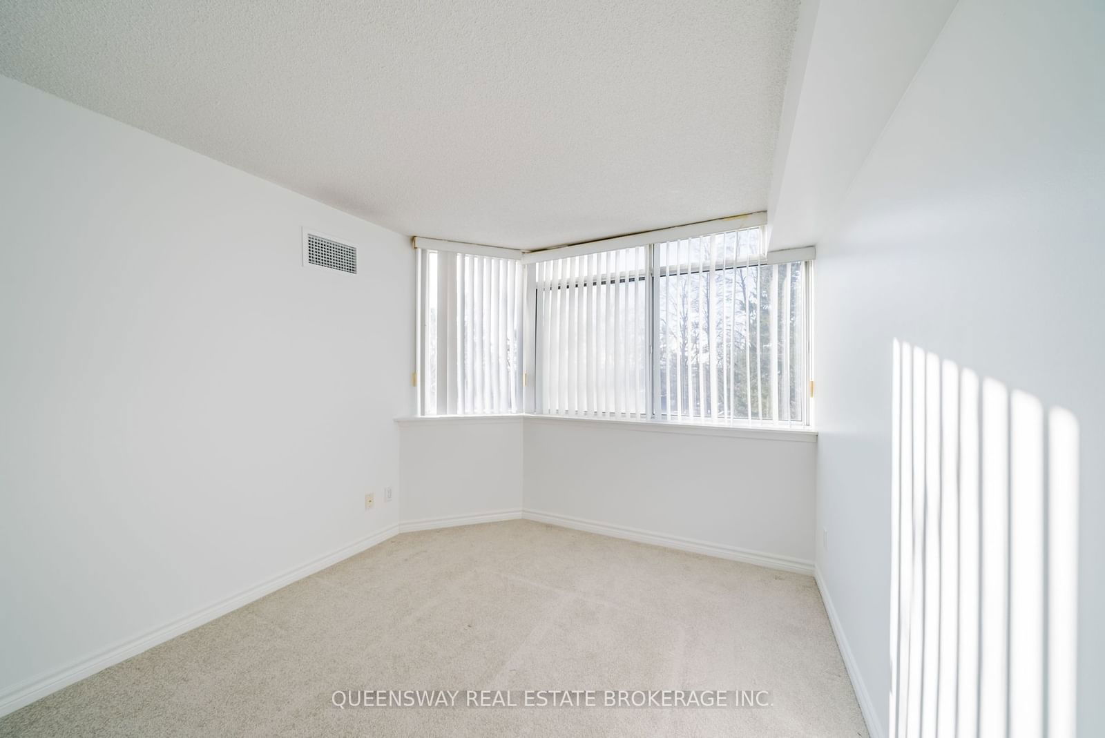 11753 Sheppard Ave E, unit 224 for sale