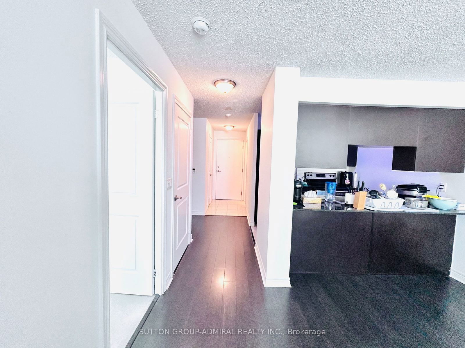 50 Town Centre Crt, unit 603 for rent