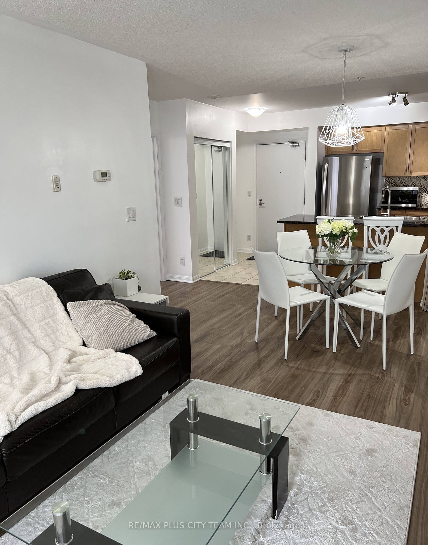 10 Mendelssohn St, unit 111 for rent