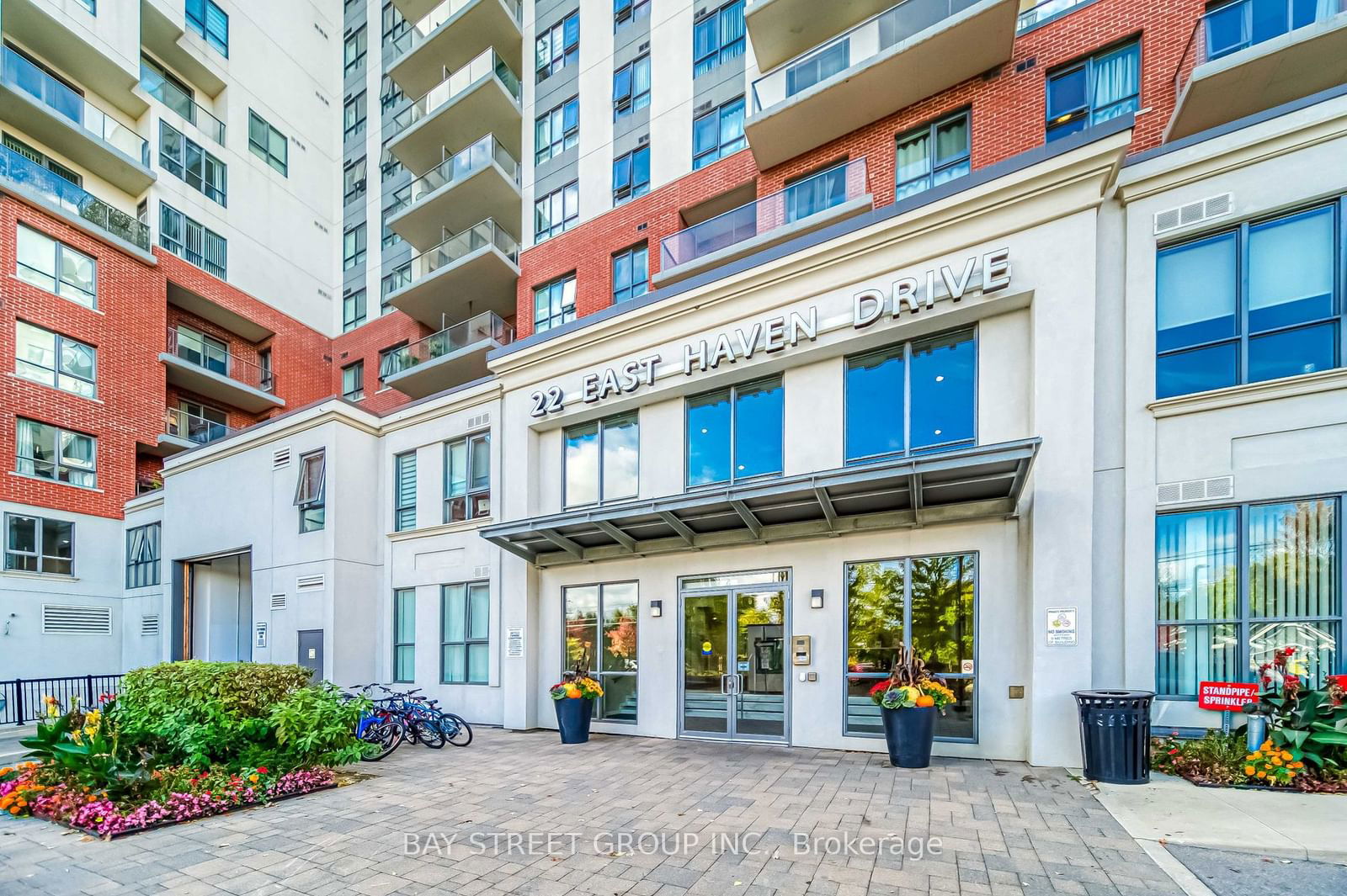 22 East Haven Dr, unit 806 for sale