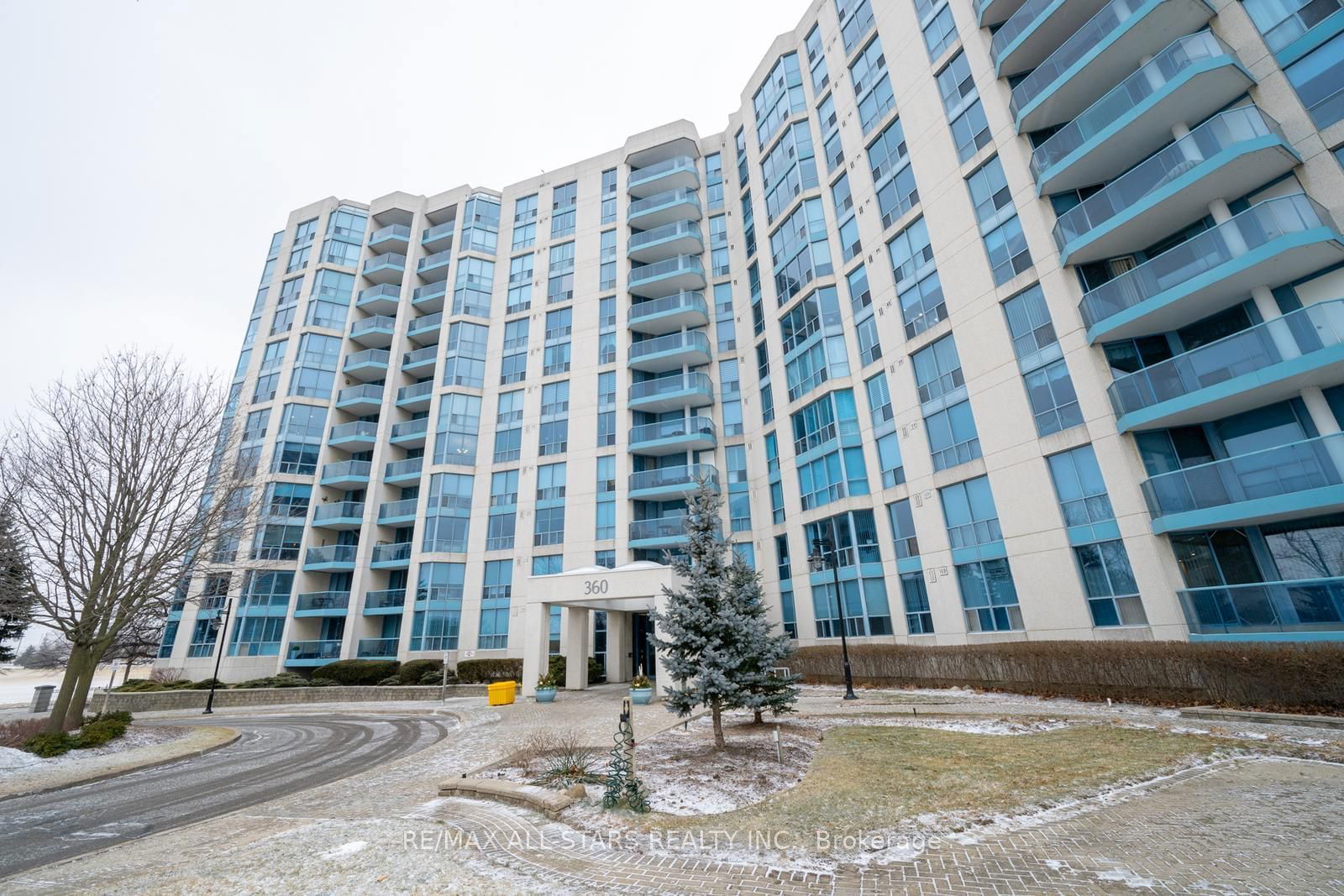 360 Watson St W, unit 708 for sale