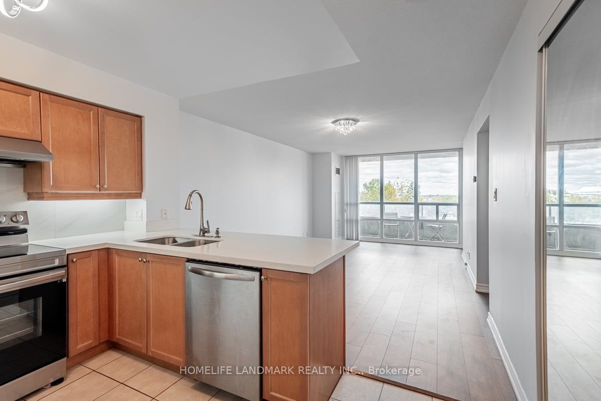 68 Grangeway Ave, unit 306 for sale