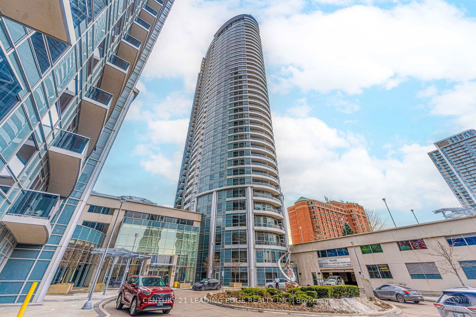 125 Village Green Sq, unit 2903 for rent