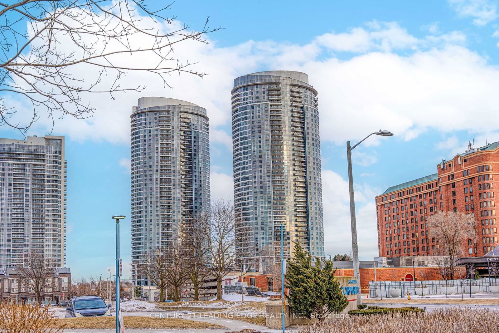 125 Village Green Sq, unit 2903 for rent