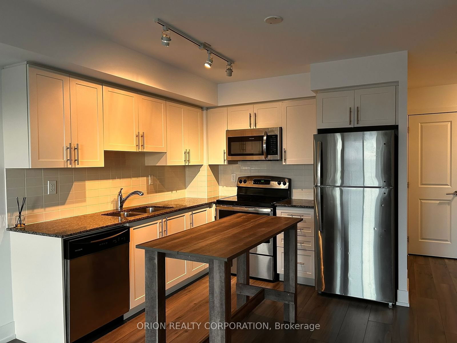 1215 Bayly St, unit 1108 for rent