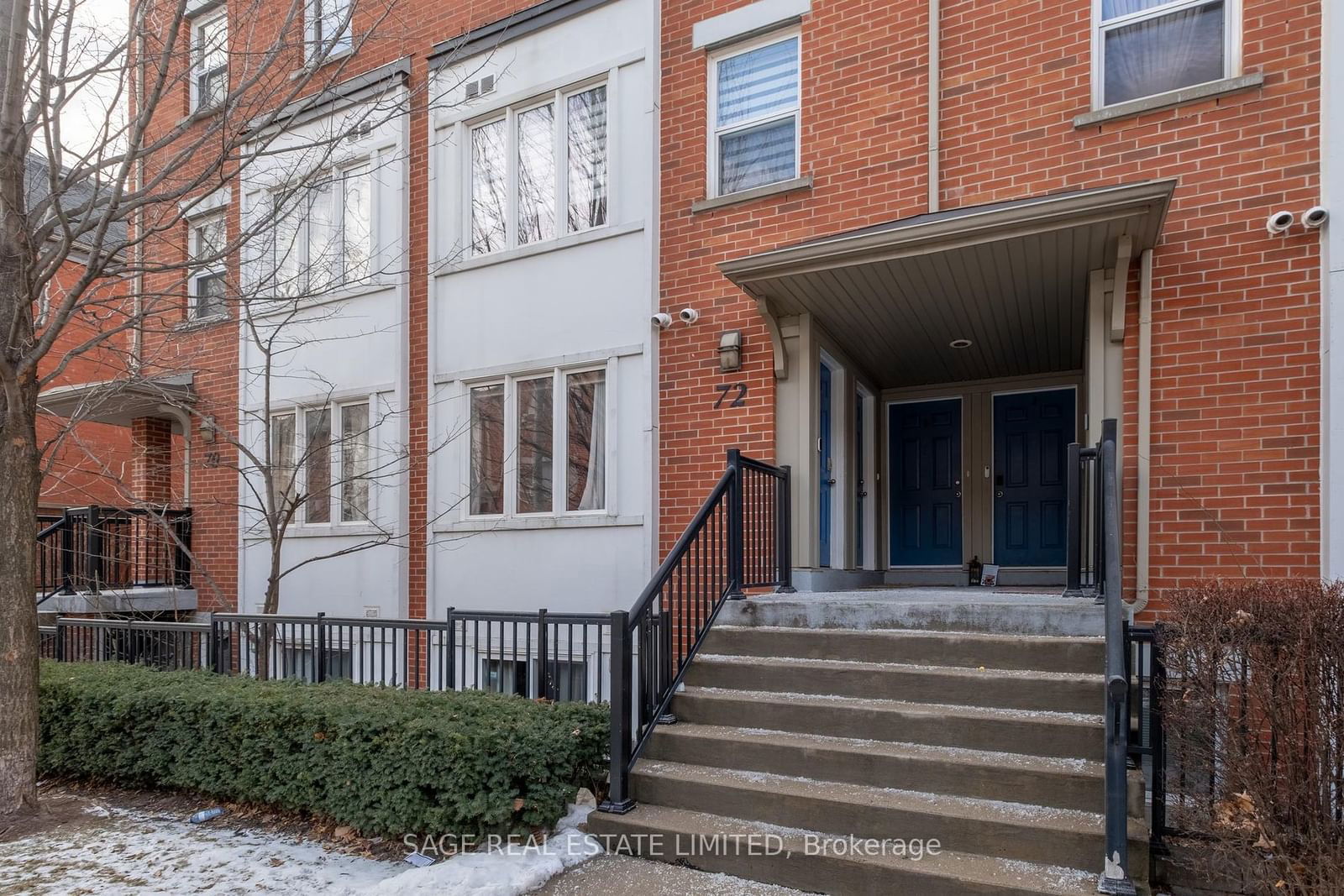 72 Munro St, unit 3 for sale