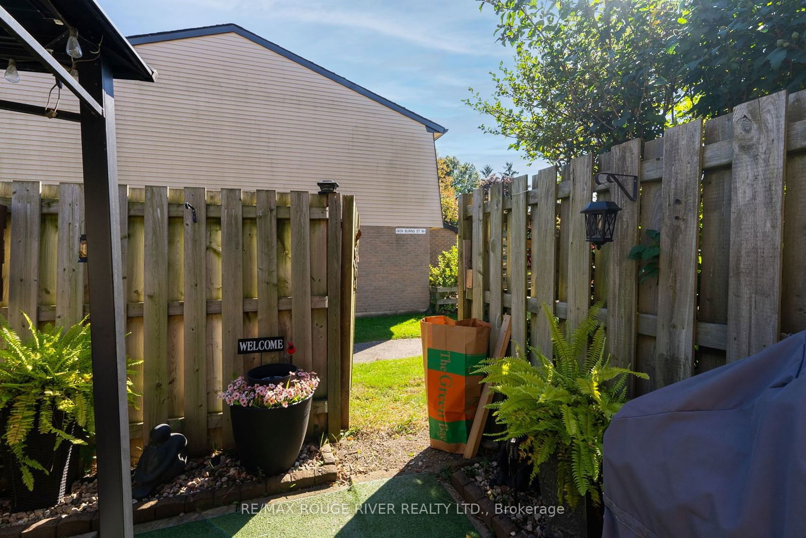 Key East Townhomes, Whitby, Toronto