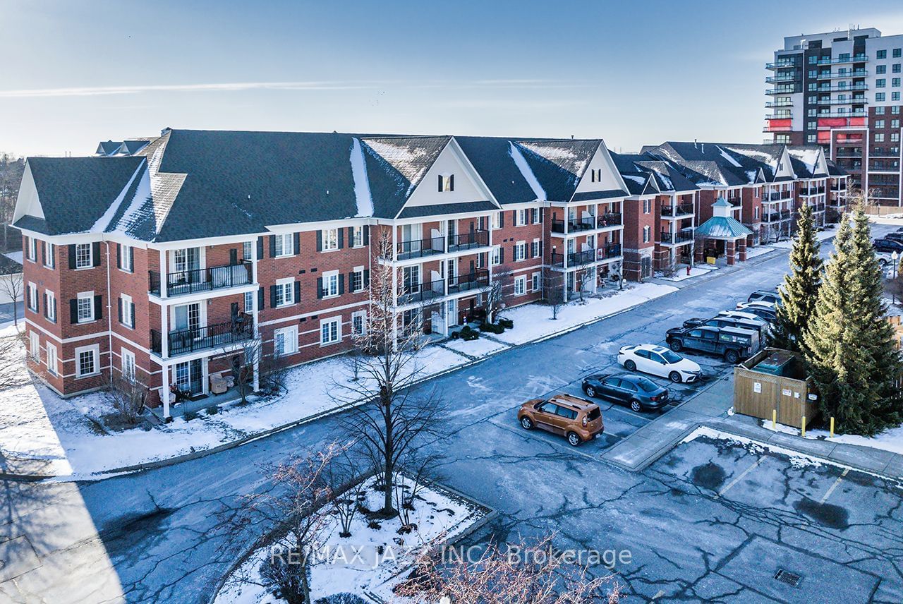 Clarington Center Condos, Clarington, Toronto