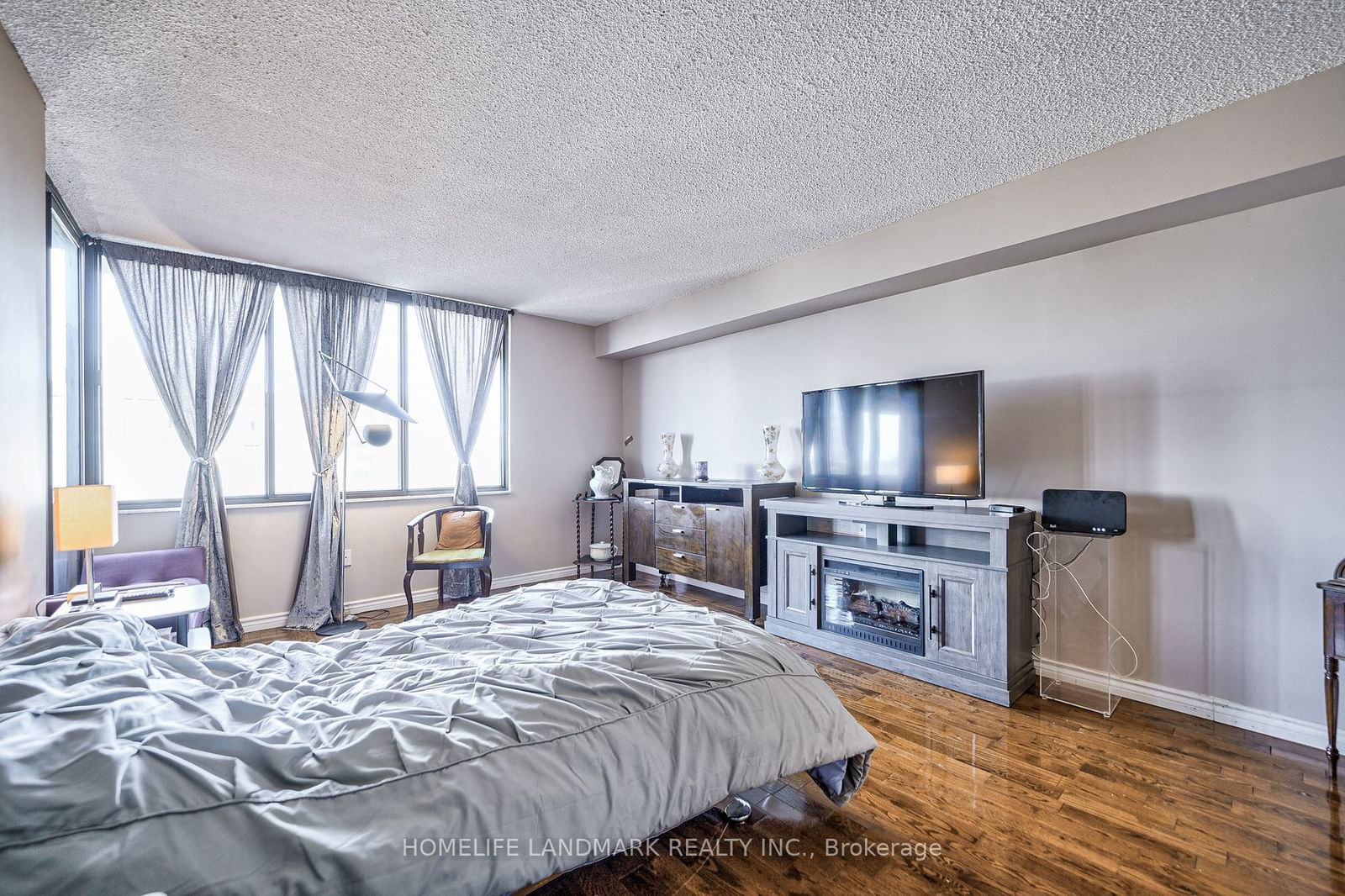 2330 Bridletowne Circ, unit 2105 for sale