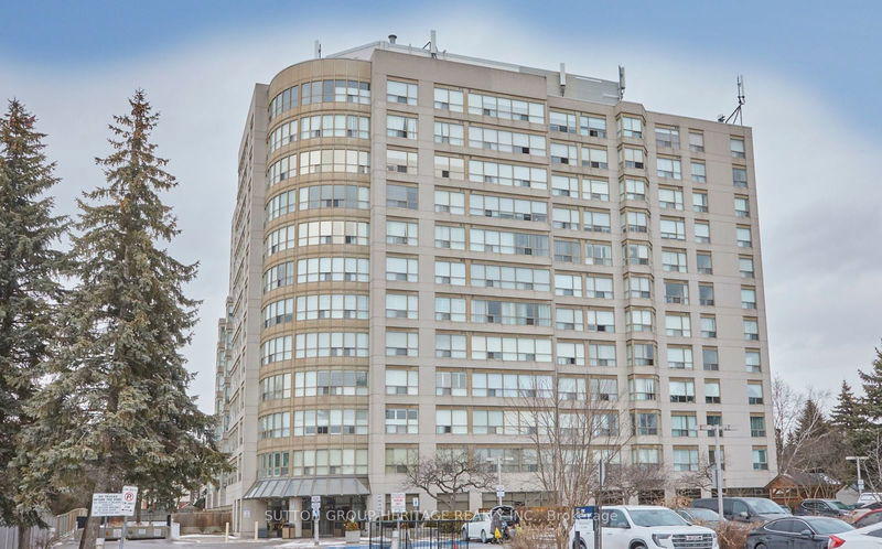 712 Rossland Rd E, unit 401 for sale