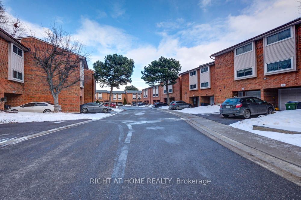 170 Wickson Trail Townhomes, Scarborough, Toronto