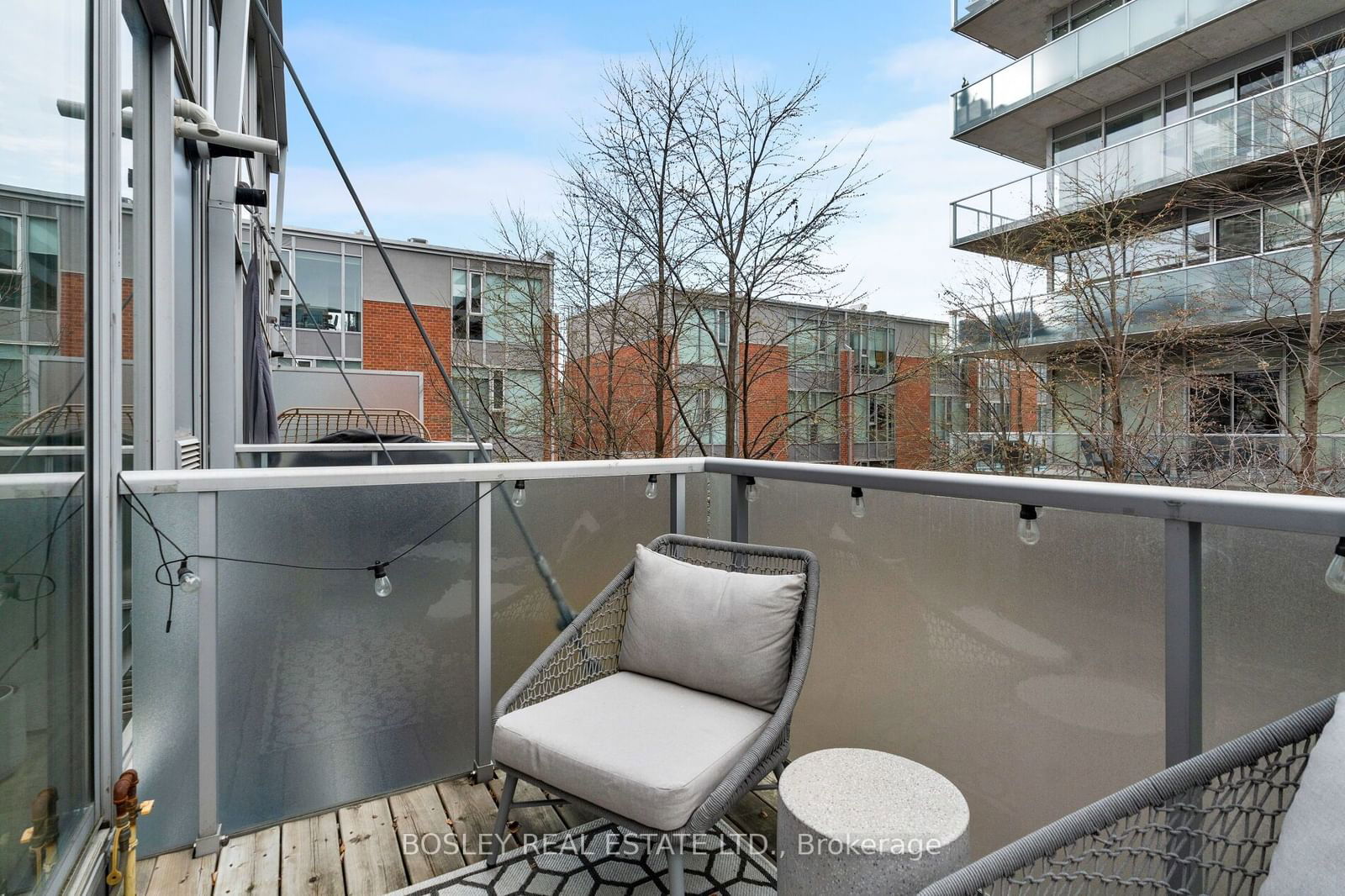 201 Carlaw Ave, unit 242 for sale