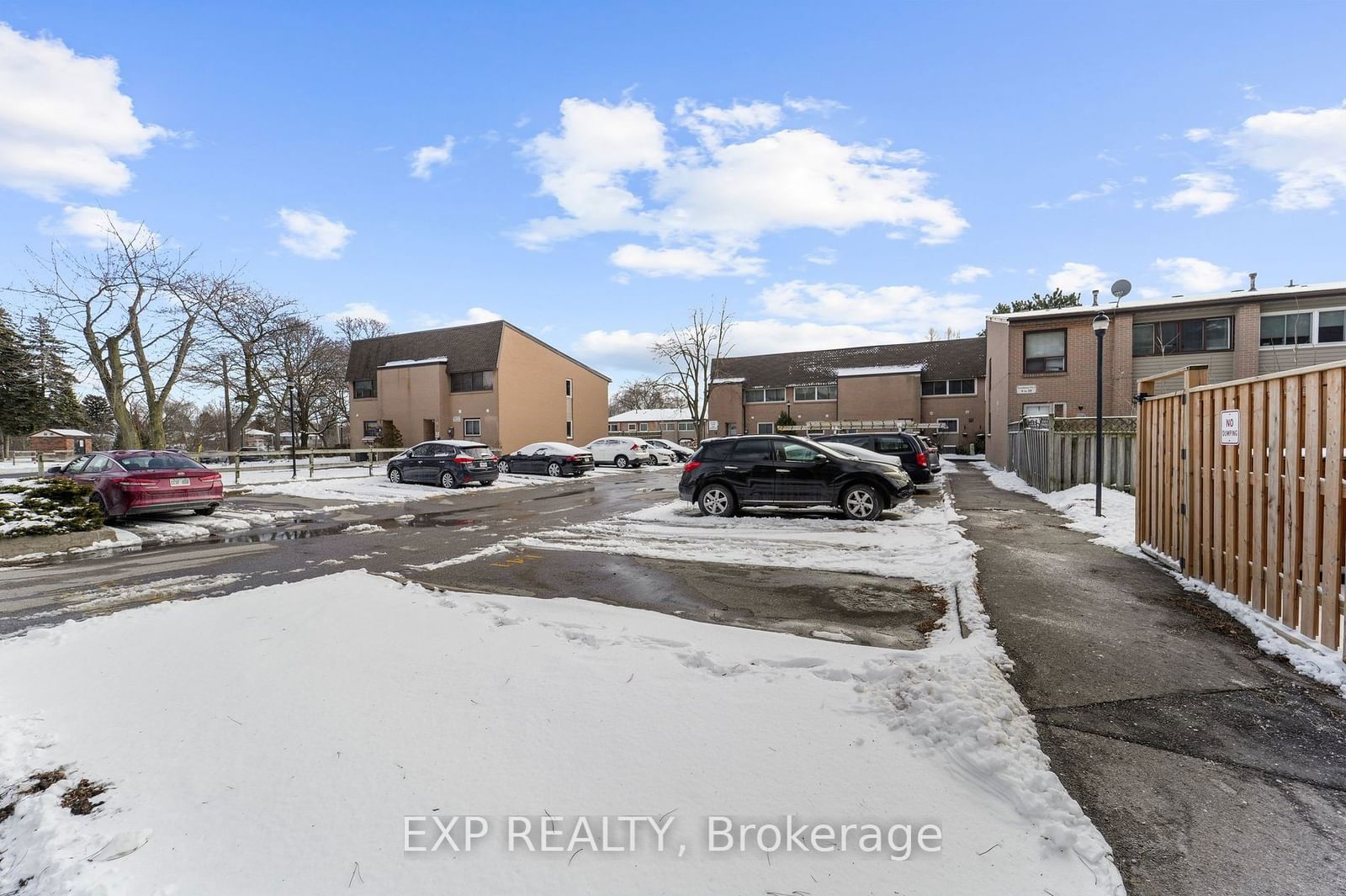 Village By The Lake Townhomes, Pickering, Toronto