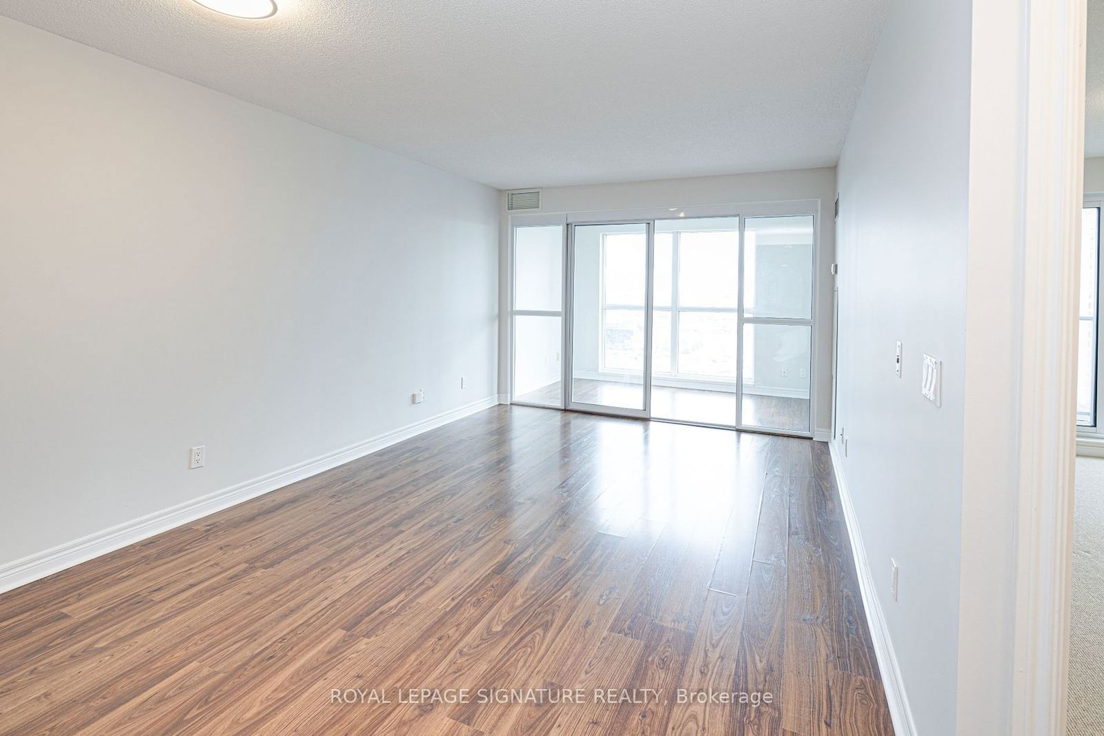 70 Town Centre Crt, unit 1803 for sale