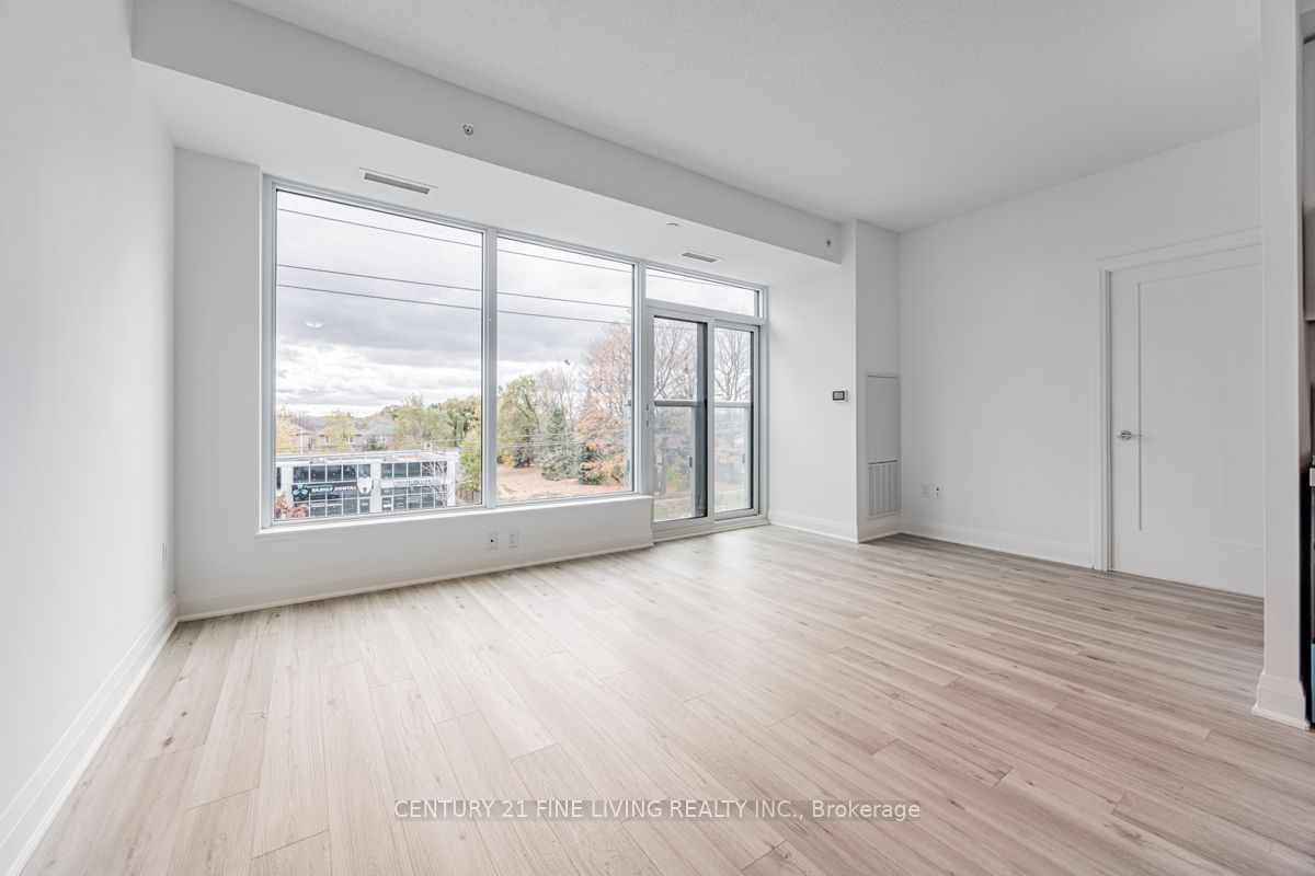 3220 Sheppard Ave E, unit 318 for sale