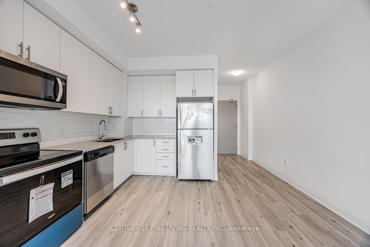 3220 Sheppard Ave E, unit 318 for sale