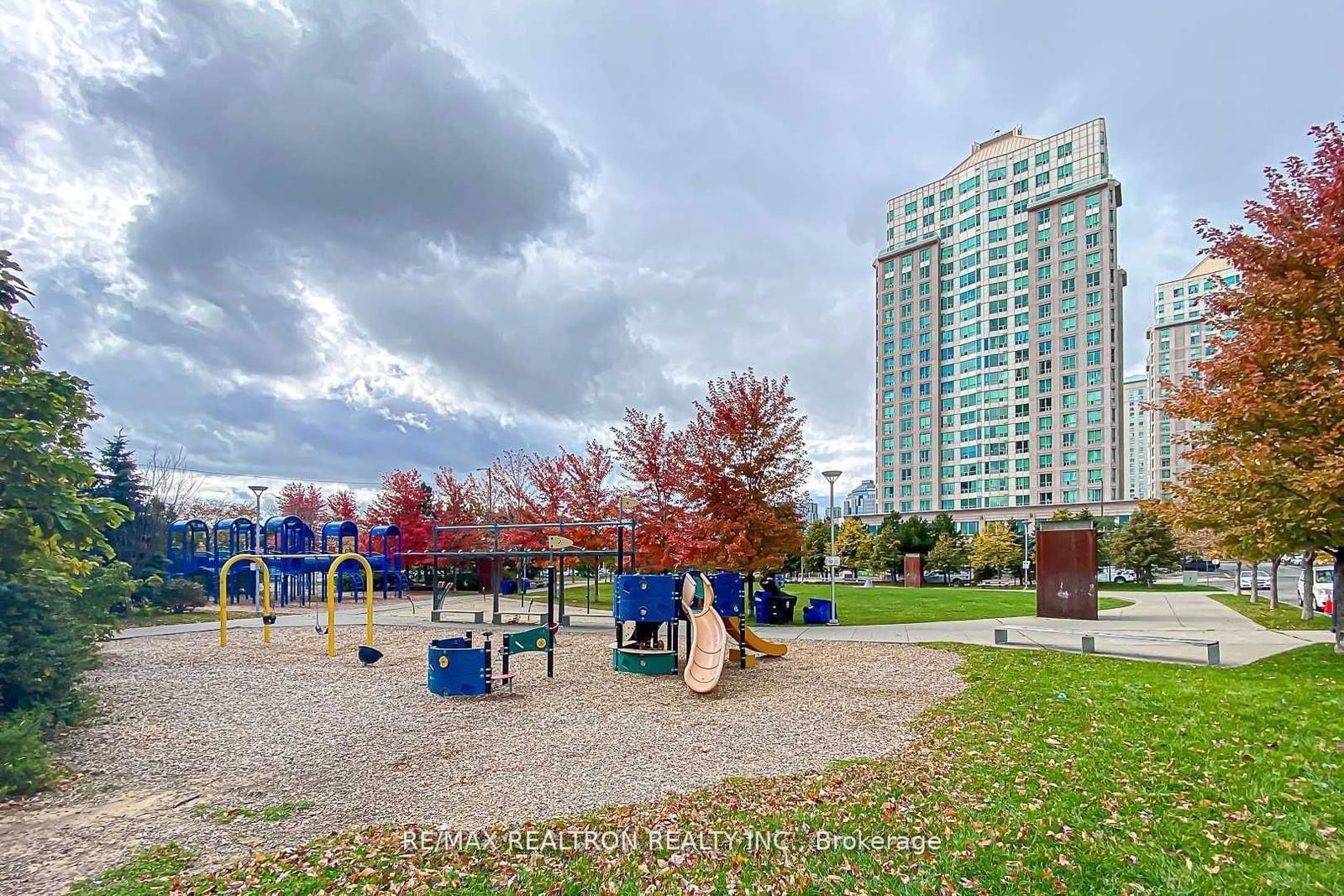 May Tower II Condos, Scarborough, Toronto