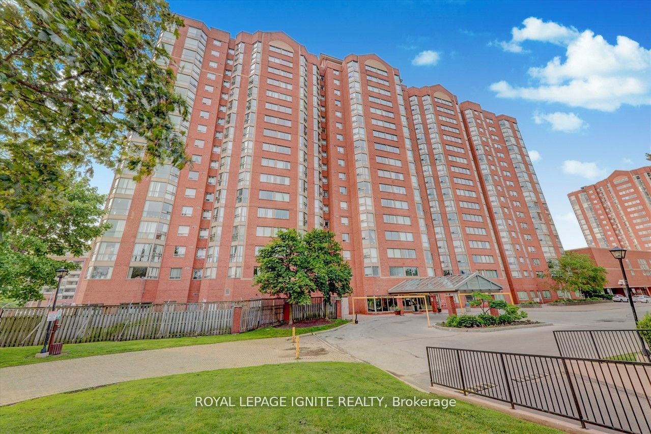 2466 Eglinton Ave E, unit 712 for rent