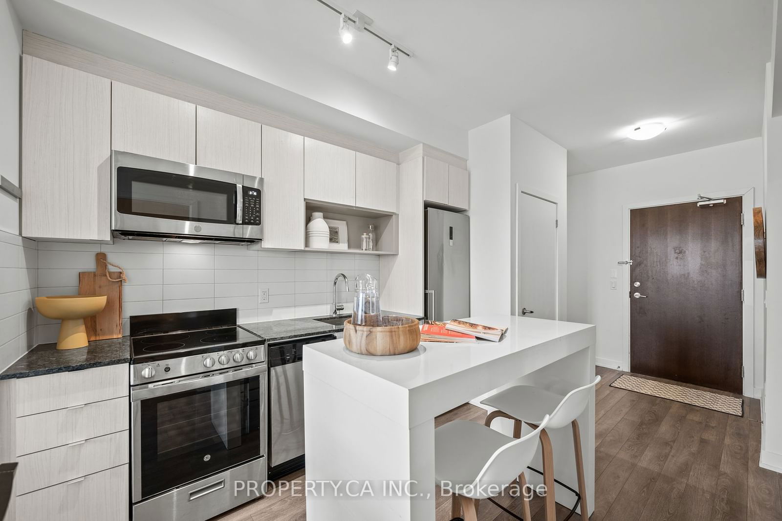 630 Greenwood Ave, unit 308 for sale