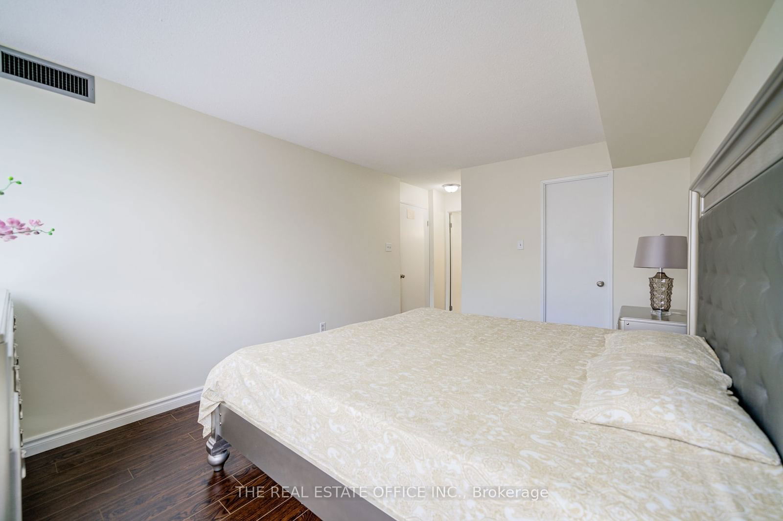 3050 Ellesmere Rd, unit 310 for sale