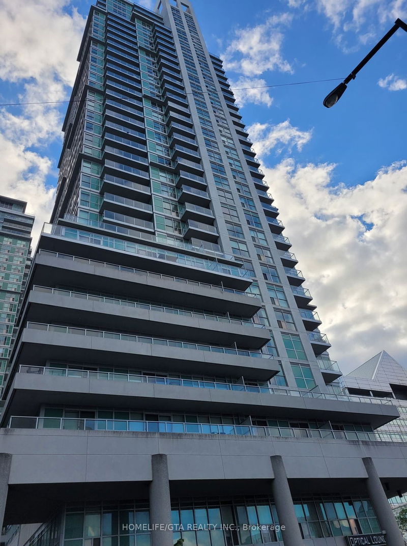 70 Town Centre Crt, unit 602 for rent