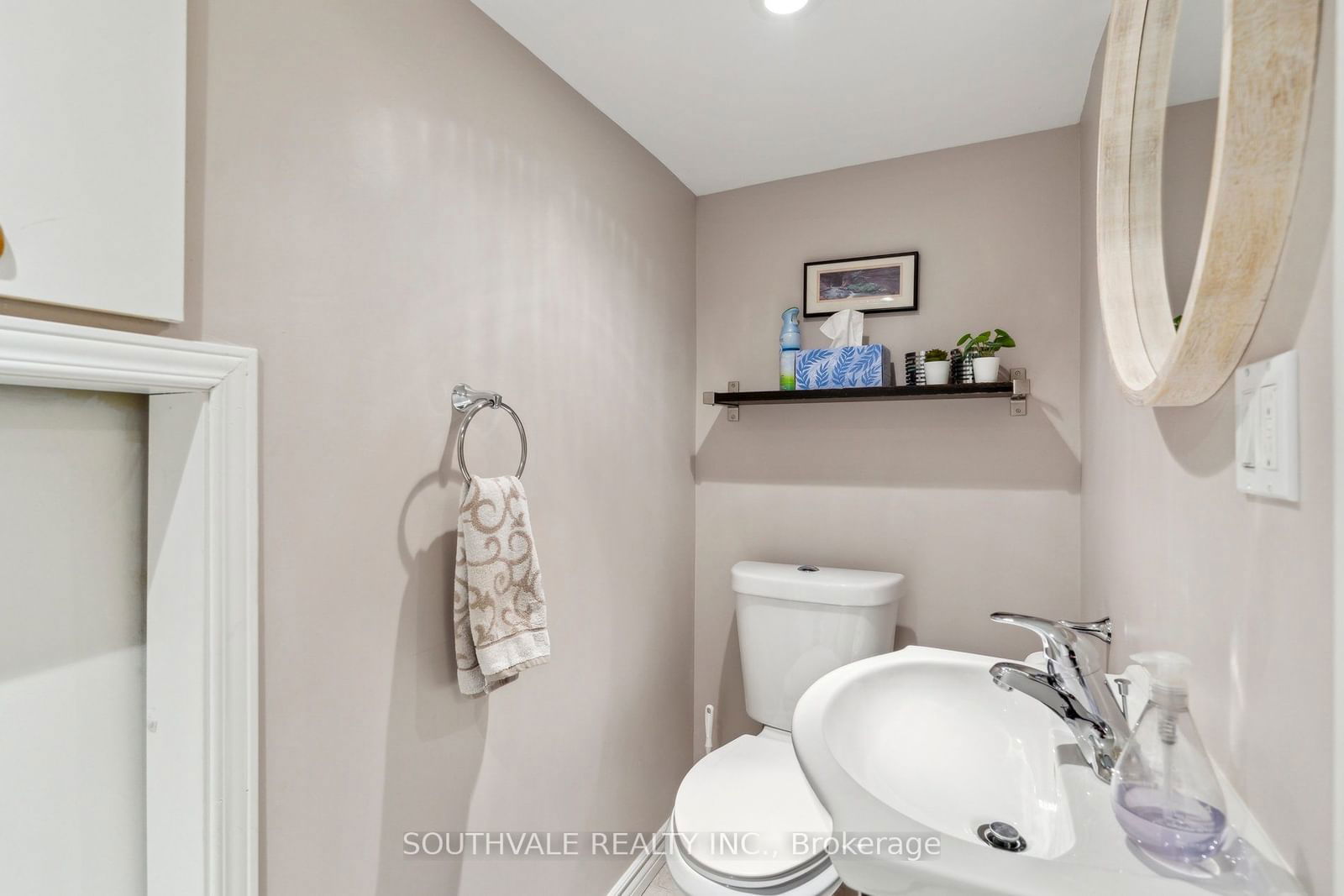 1610 Crawforth Townhomes, Whitby, Toronto