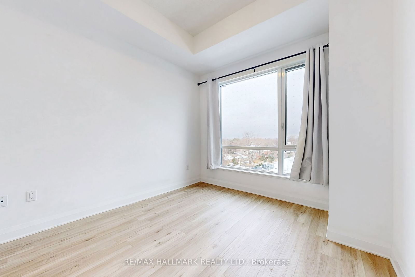 3220 Sheppard Ave E, unit 421 for rent