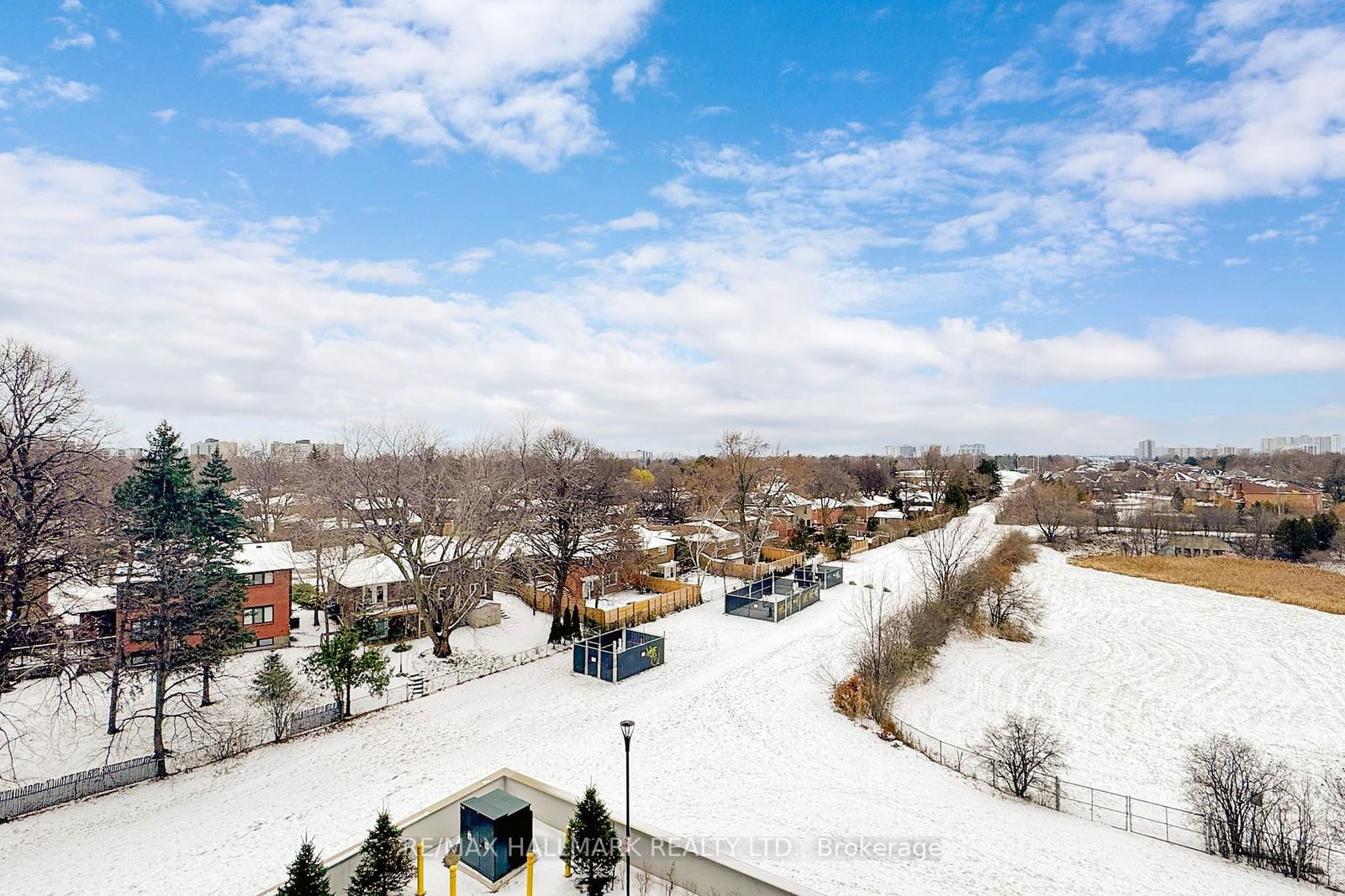 3220 Sheppard Ave E, unit 421 for rent