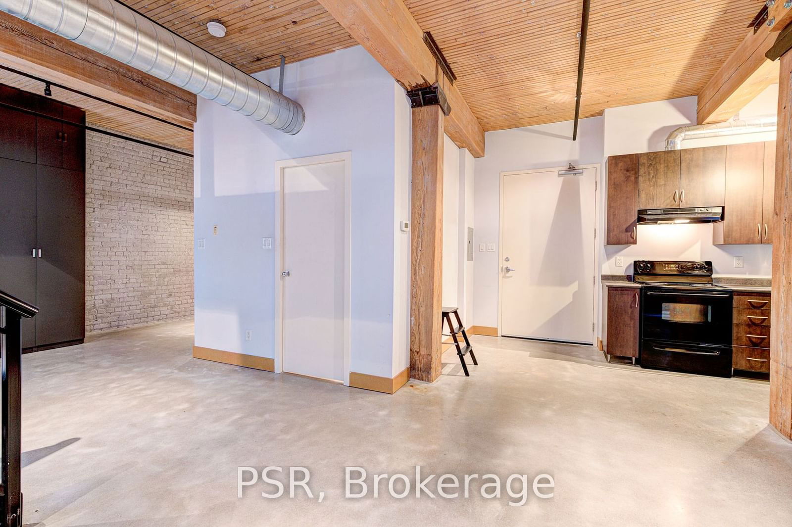 68 Broadview Ave, unit 211 for rent