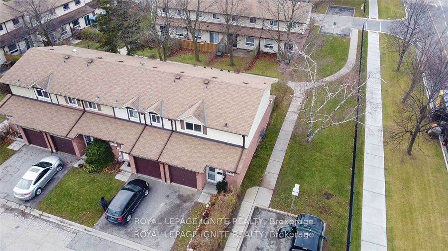 Parker Crescent Townhomes, Ajax, Toronto