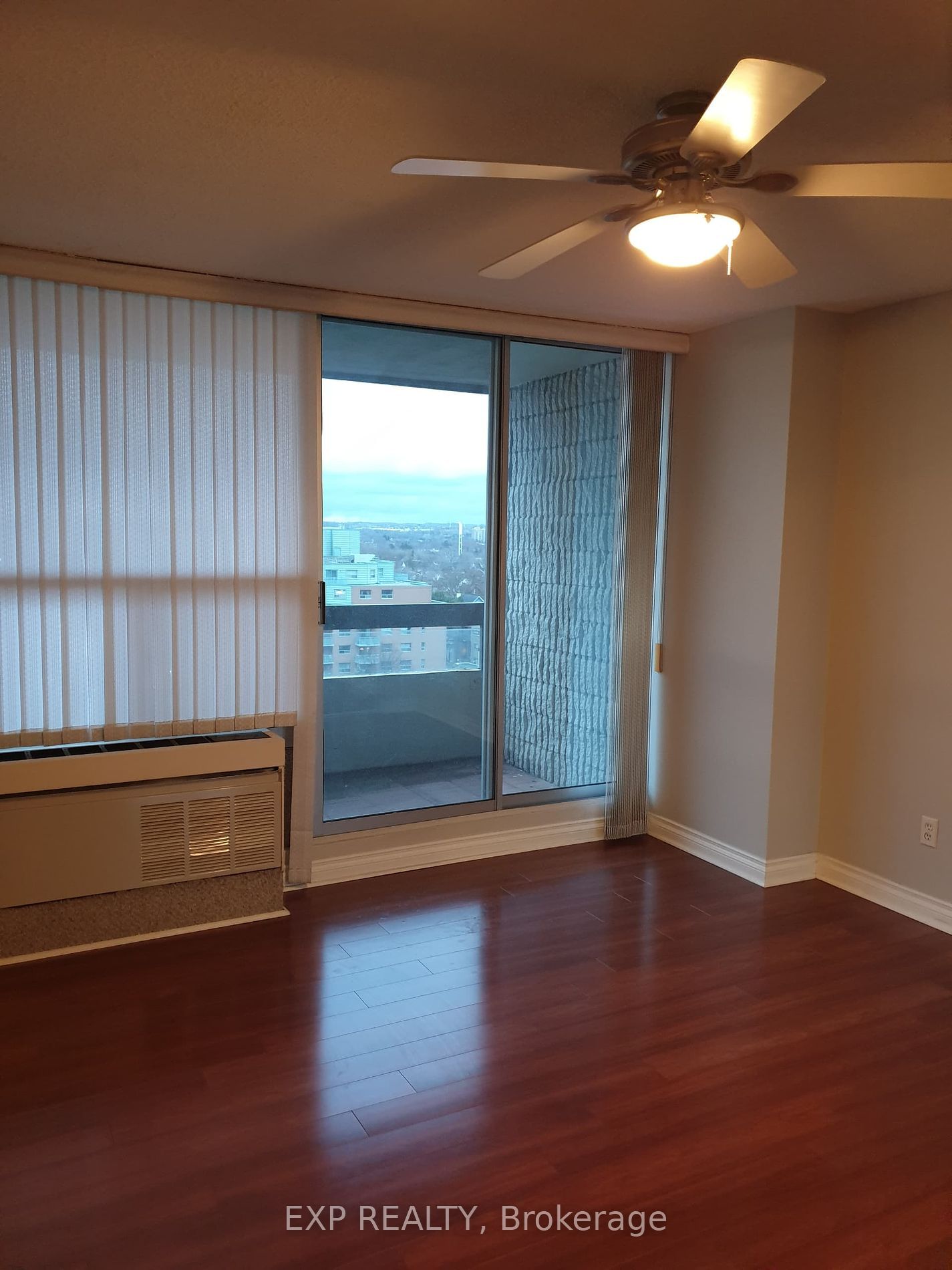 55 William St E, unit 1205 for rent