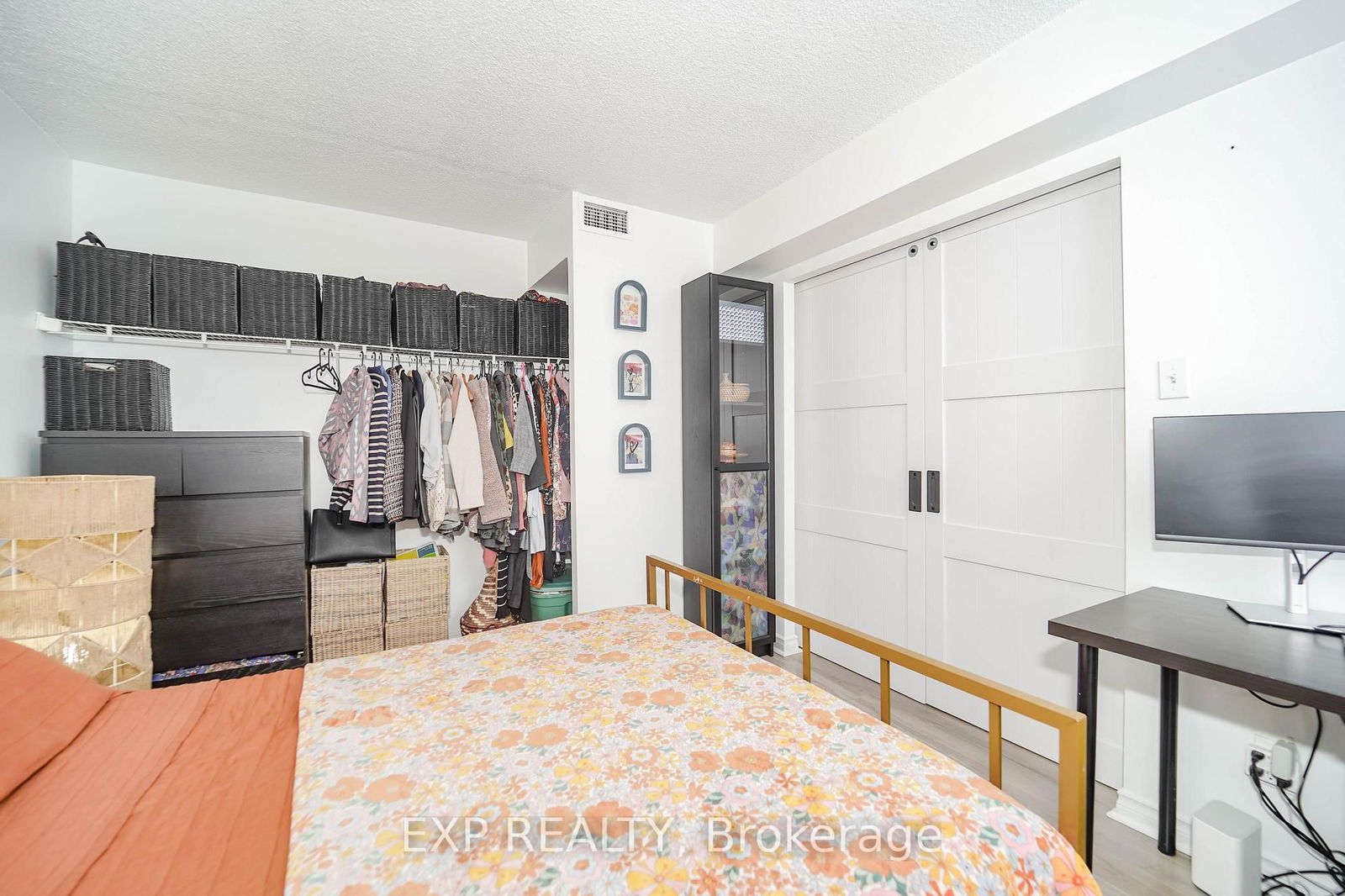 330 Mccowan Rd, unit 313 for sale