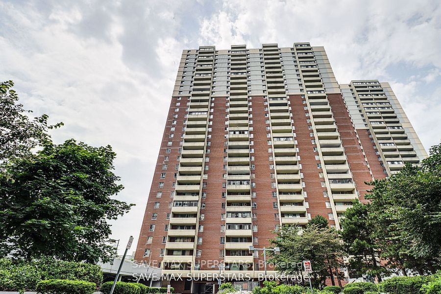 1 Massey Sq, unit 1109 for sale