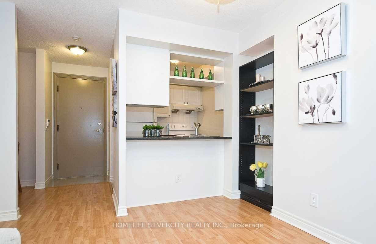 70 Town Centre Crt N, unit 1105 for rent