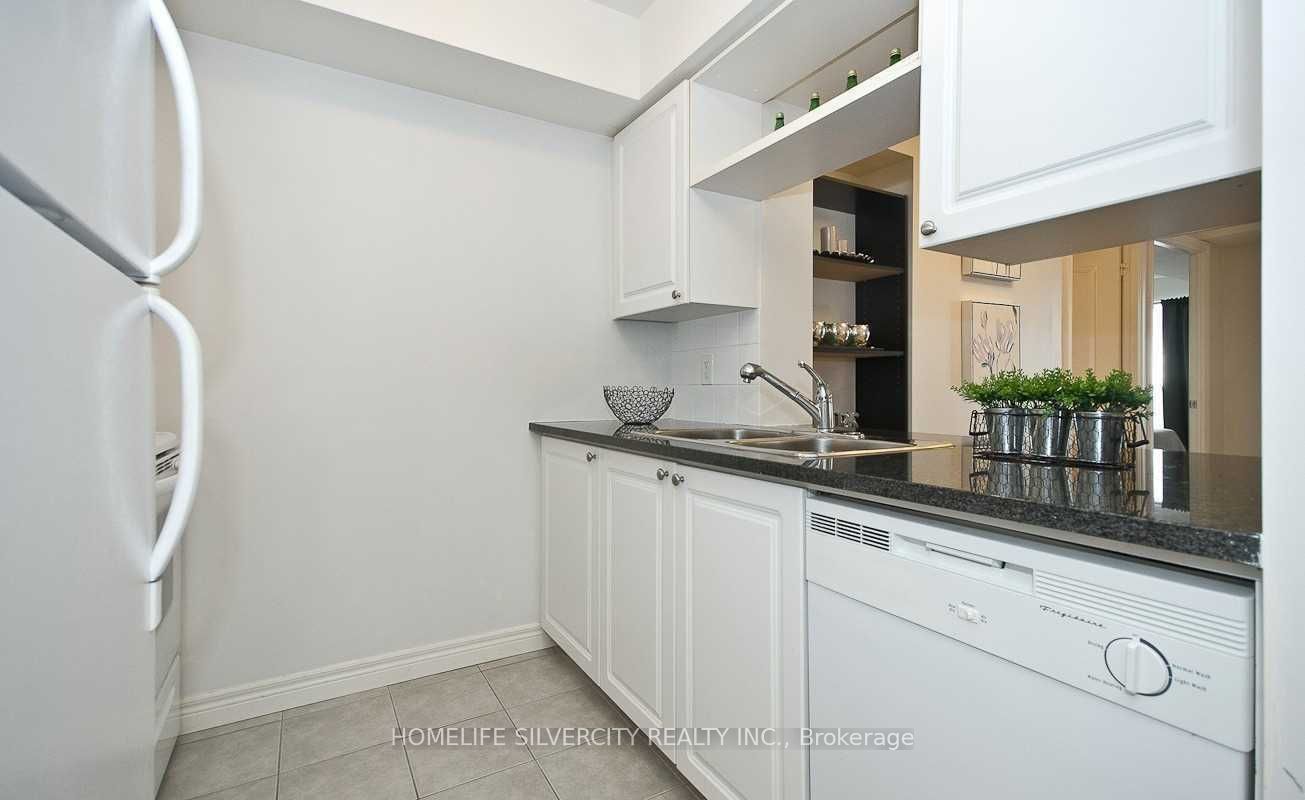 70 Town Centre Crt N, unit 1105 for rent