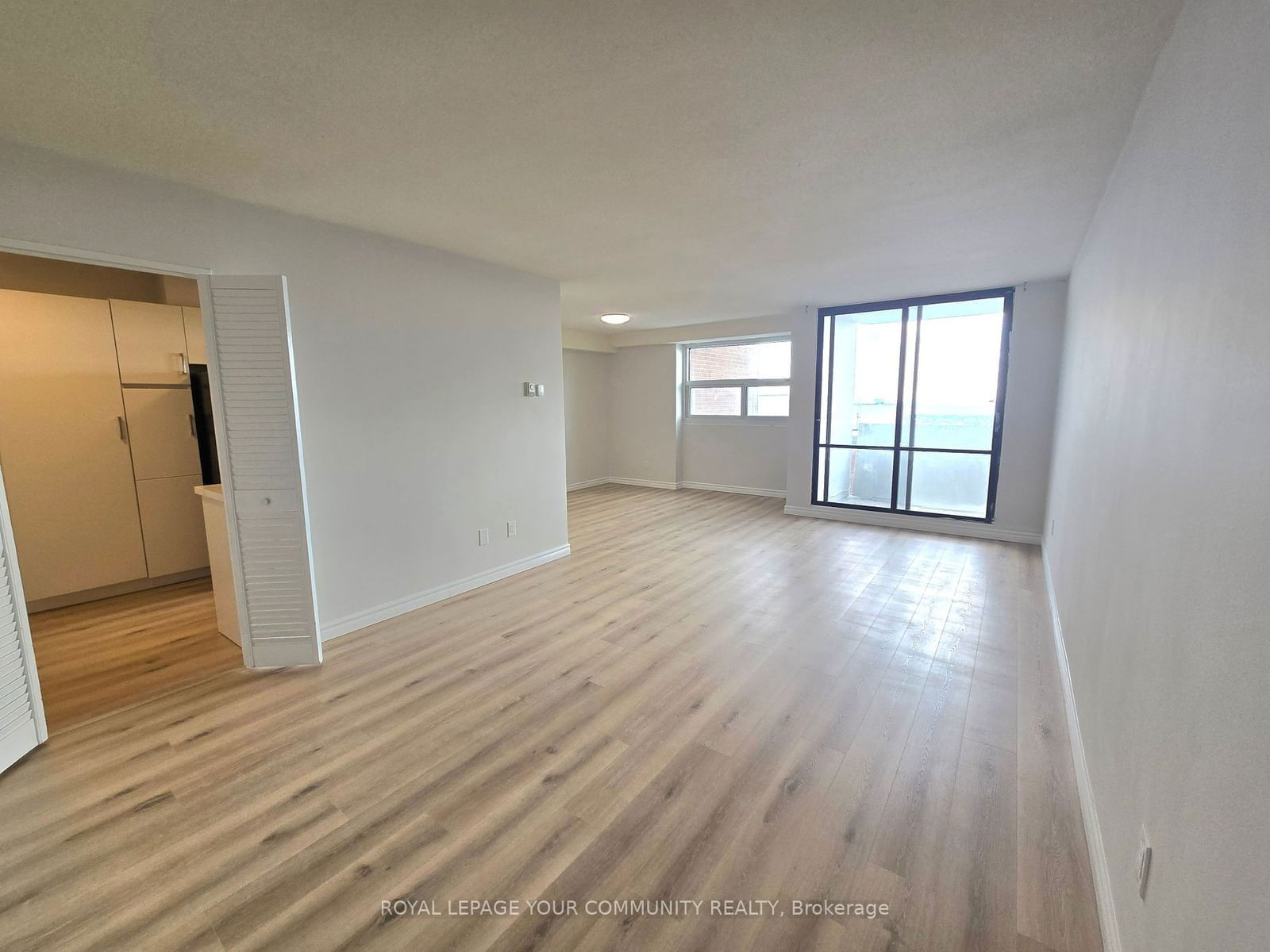 3 Massey Sq, unit 3404 for rent