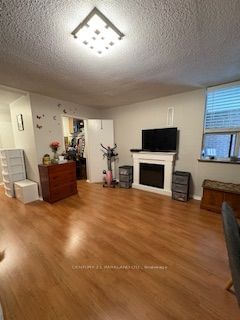 4060 Lawrence Ave E, unit 111 for sale