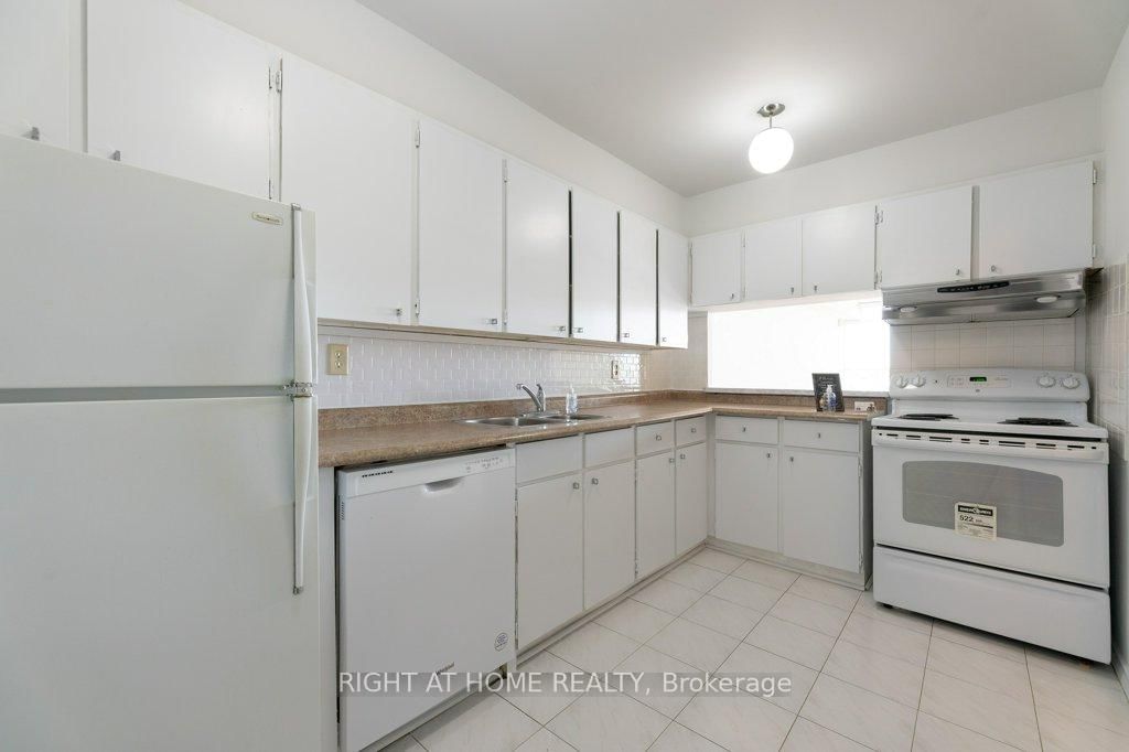 2365 Kennedy Rd, unit #608 for sale