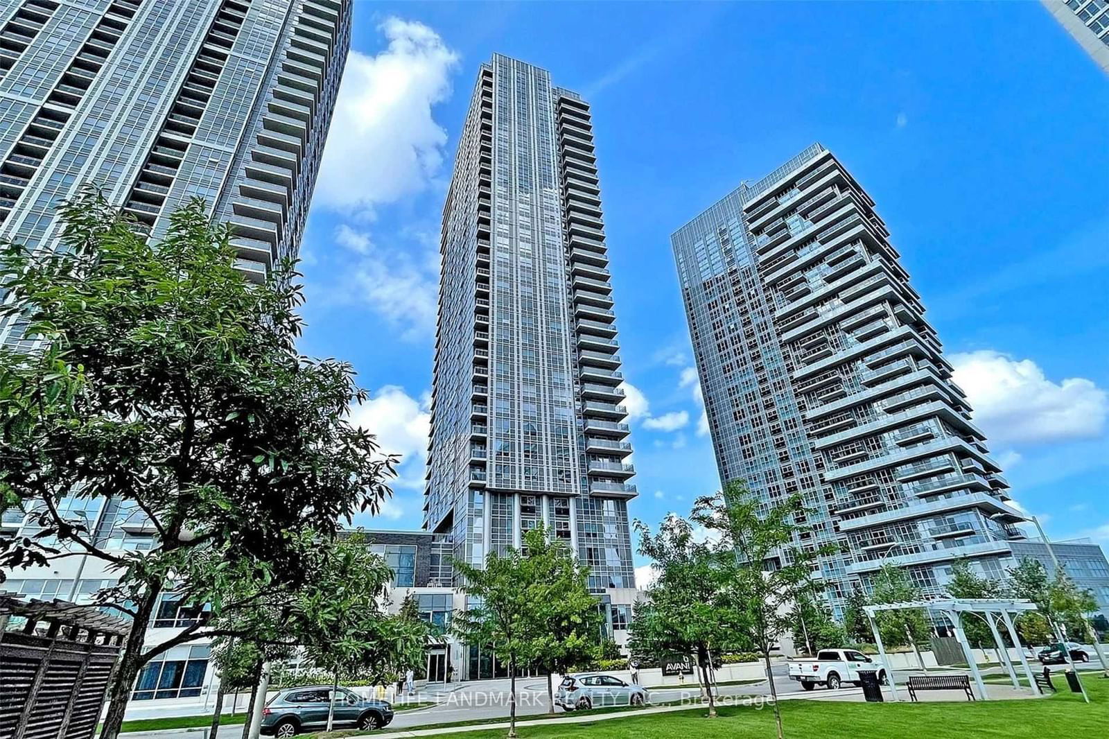 255 Village Green Sq, unit 2804 for sale