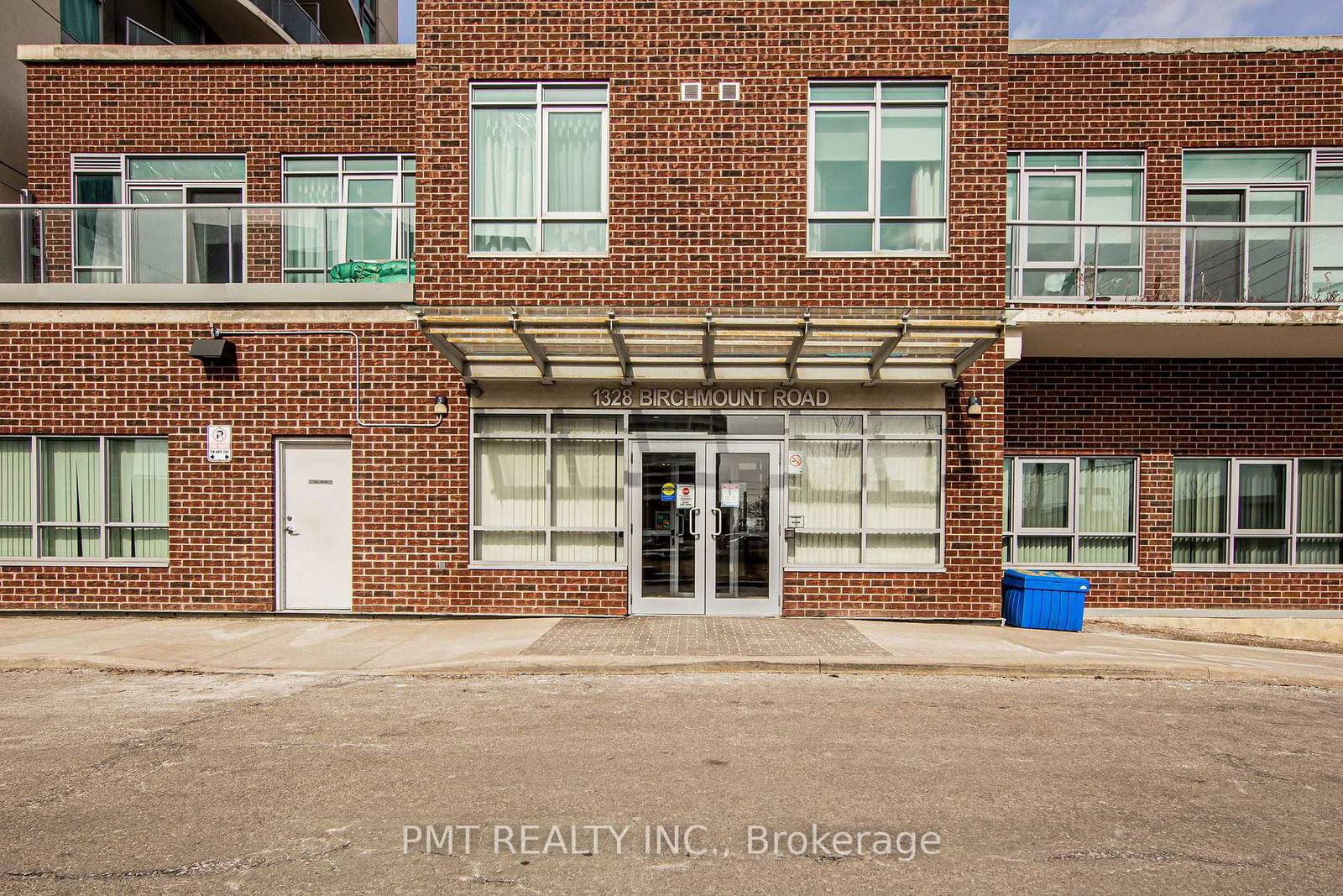 1328 Birchmount Rd, unit 105 for rent