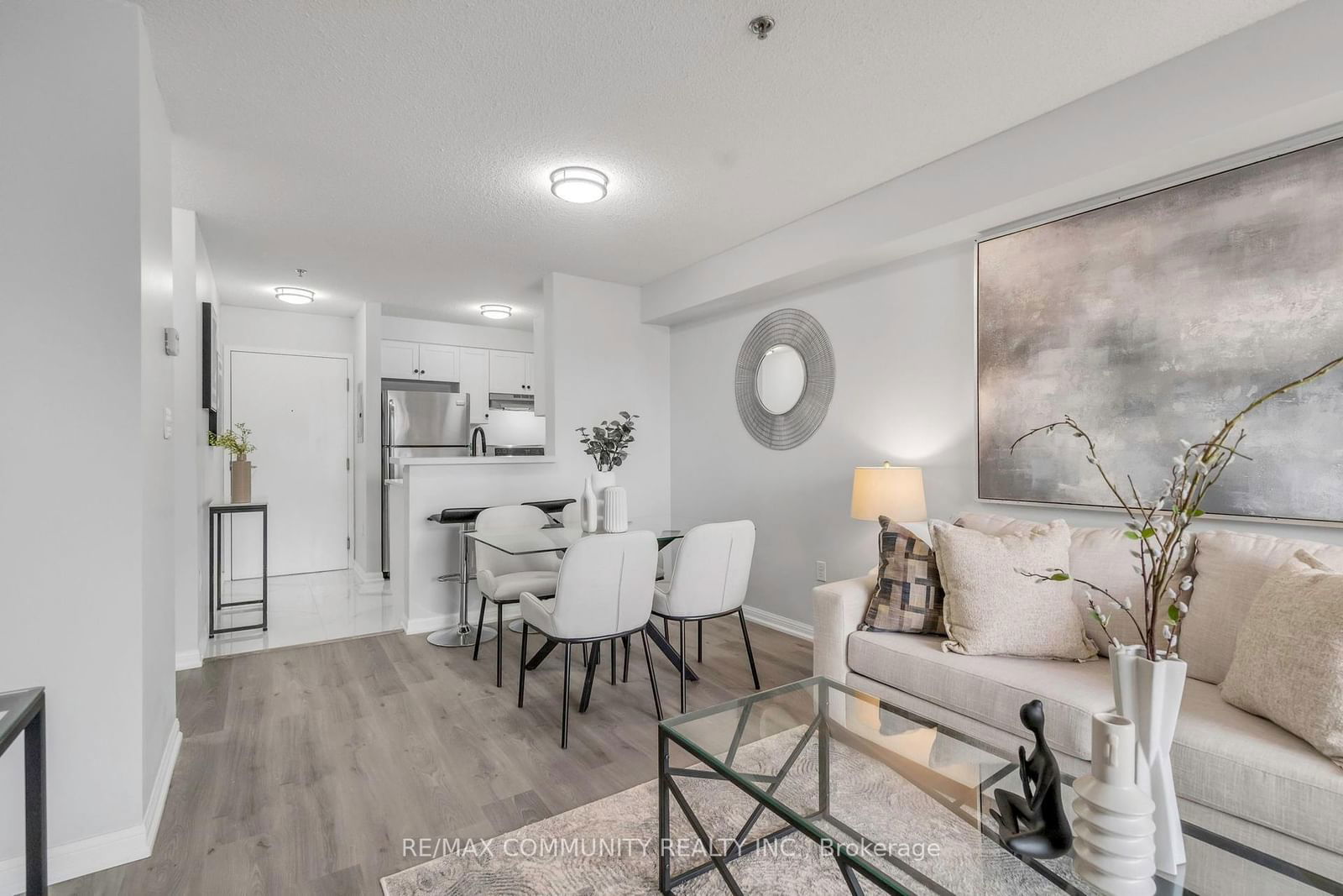 5225 Finch Ave E, unit 310 for sale