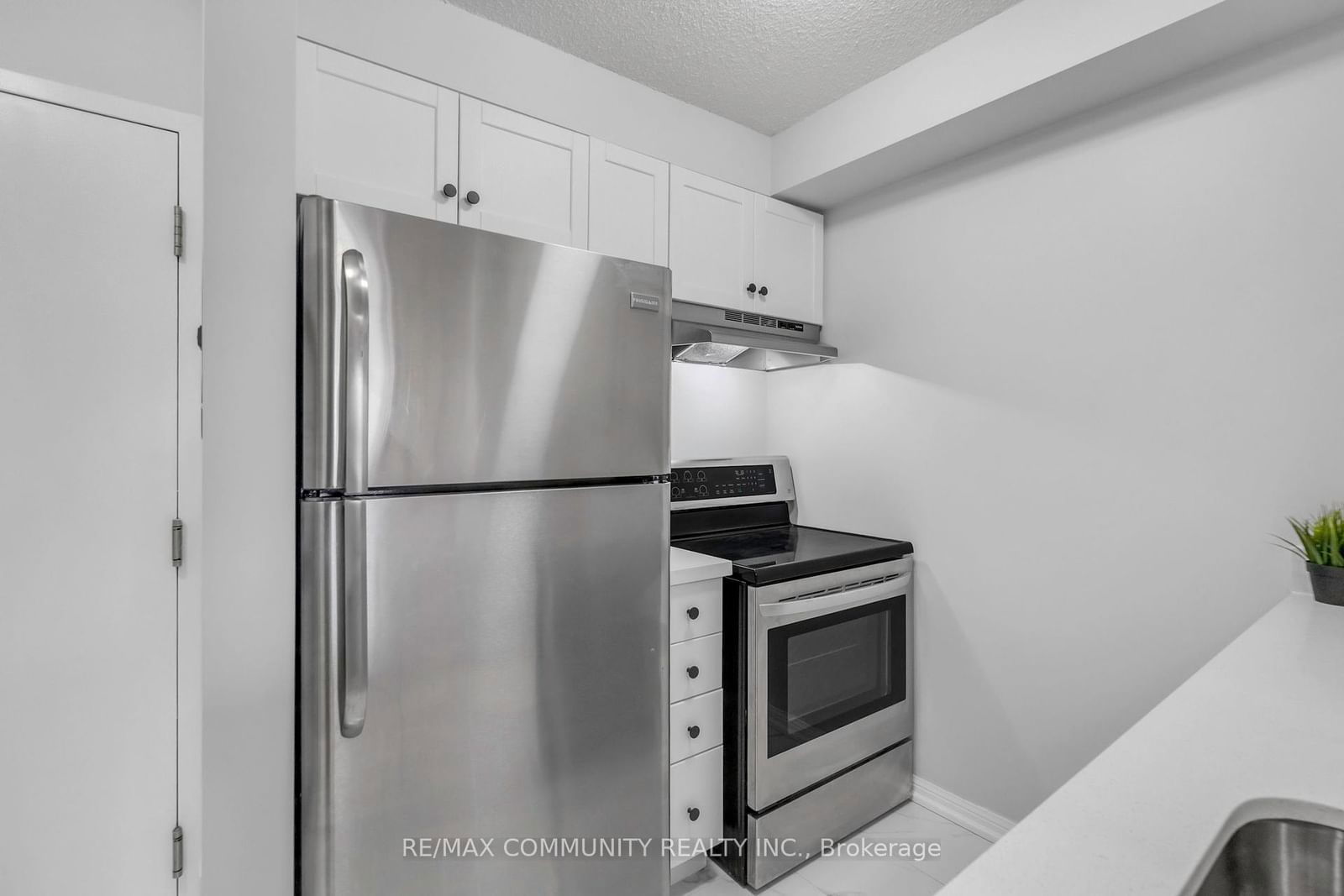 5225 Finch Ave E, unit 310 for sale