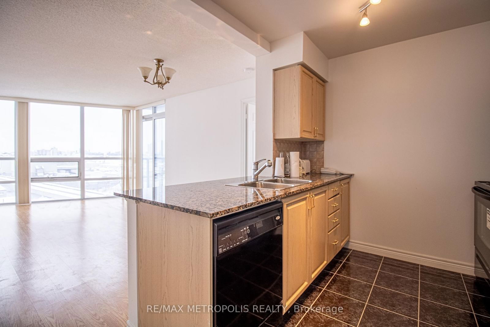 83 Borough Dr, unit 705 for rent