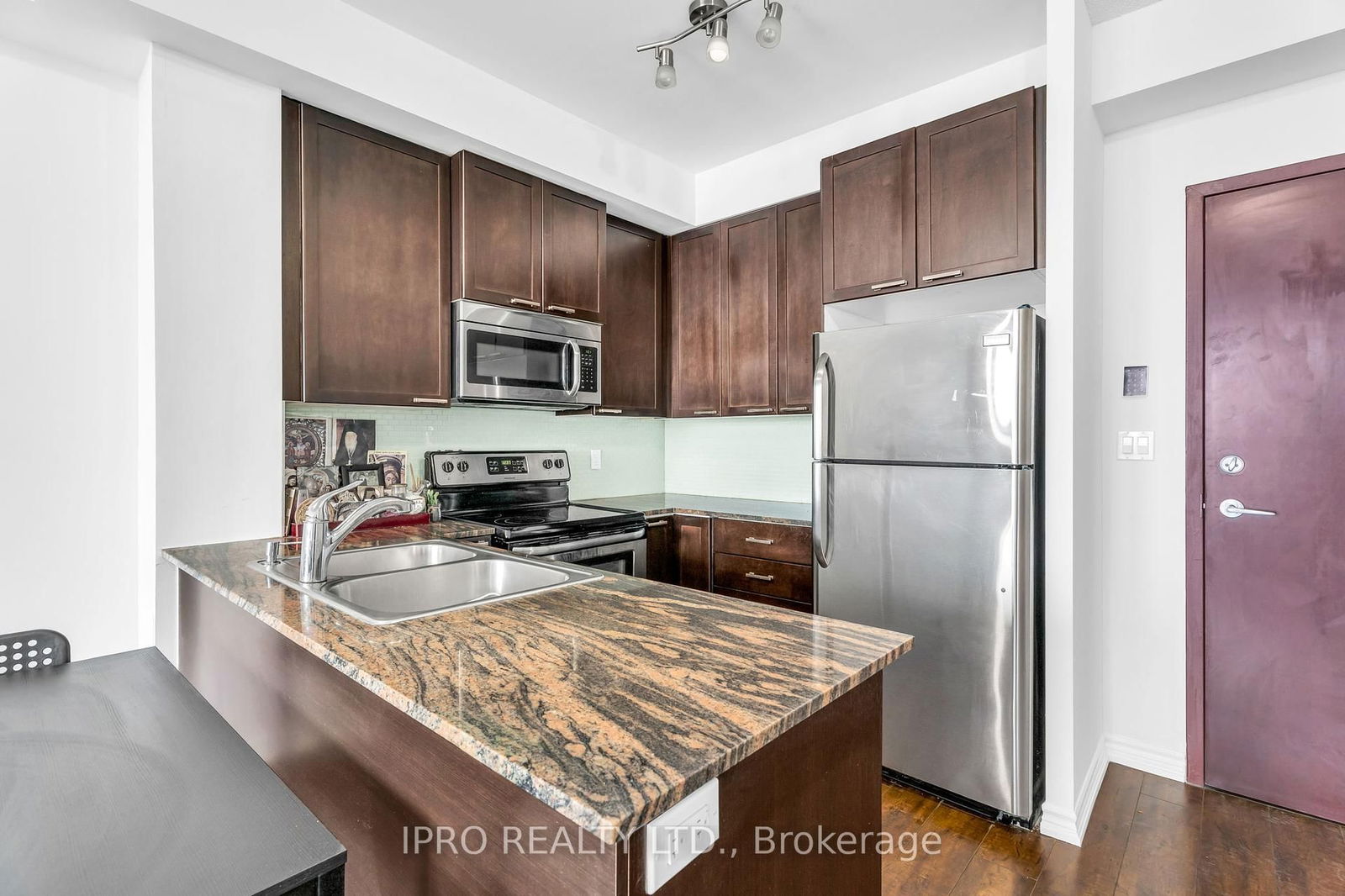 1328 Birchmount Rd, unit 308 for sale